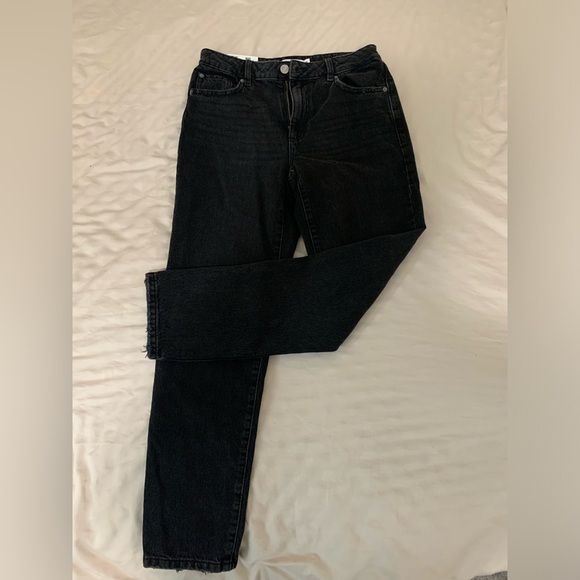 Mom Jean - Picture 2 of 4